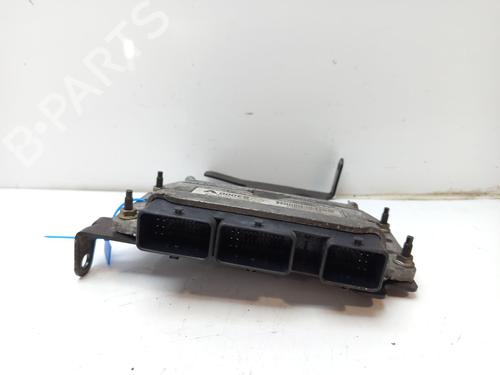 Used Engine control unit (ECU) Engine control unit (ECU) RENAULT MEGANE II (BM0/1_, CM0/1_) 1.6 16V (112 hp) 33203821 33203821