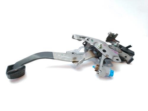 Break pedal TOYOTA YARIS (_P13_) 1.5 Hybrid (NHP130_, NHP130) | BP17443093I19 