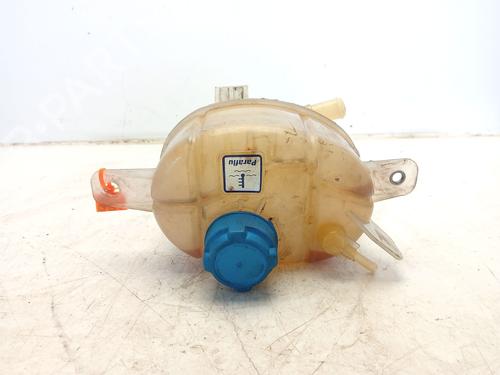Used Expansion tank Expansion tank 30923871 30923871