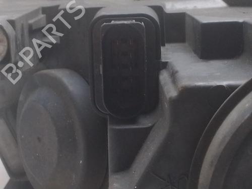 Left headlight VW PASSAT B6 (3C2) 2.0 TDI | BP31292870C28