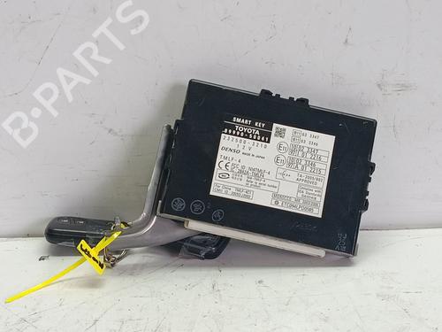 Used Electronic module Electronic module LEXUS LS (_F4_) 600h AWD (UVF45, UVF46) (394 hp) 33266945 33266945