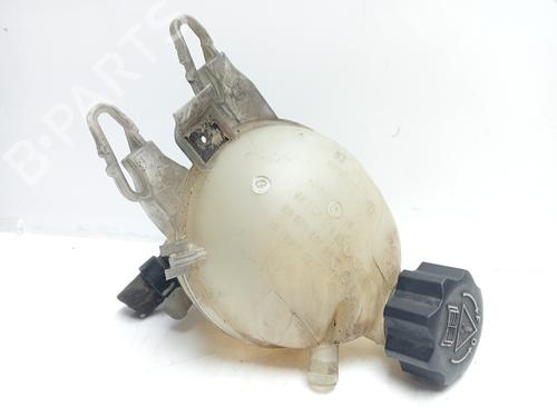 Used Expansion tank Expansion tank 17794165 17794165
