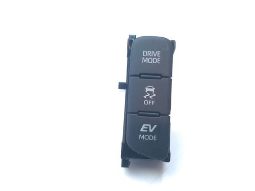 Used Switch TOYOTA YARIS (_P13_) [2010-2020]  16836422