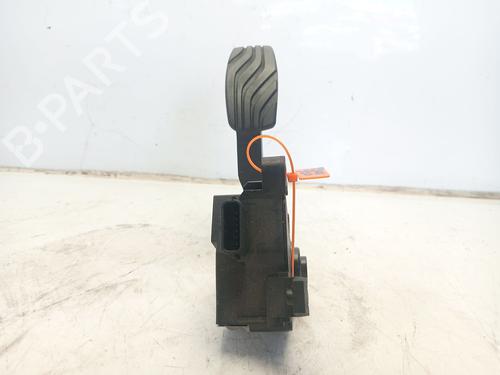 Used Pedal Pedal 28960717 28960717
