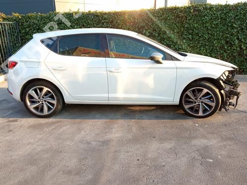 Left front door panel SEAT LEON (5F1) 2.0 TDI | BP10291782C58  - Image 14