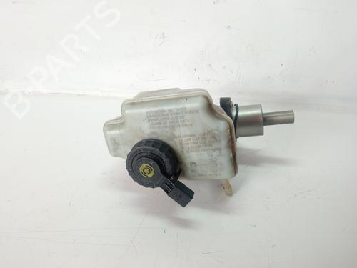 Used Brake master cylinder VW GOLF V (1K1) [2003-2010]  10506726