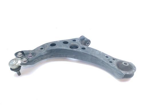 Right front suspension arm TOYOTA COROLLA Hatchback (_E21_, _EA1_, _EH1_) 1.8 Hybrid (ZWE211) | BP16571869M13 