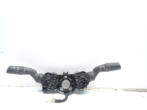 Used Switch TOYOTA YARIS (_P13_) [2010-2020]  24495952