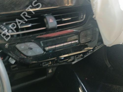 Used Climate control Climate control 38097339 38097339