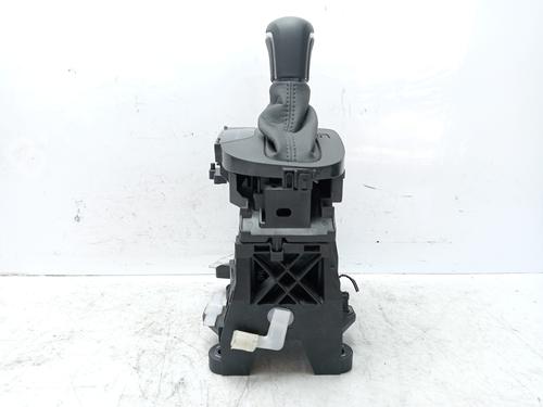 Gear lever TOYOTA YARIS (_P13_)  | BP19124298M90 