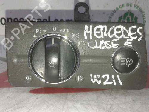 Used Headlight switch MERCEDES-BENZ E-CLASS (W211) E 500 (211.070) (306 hp) 7954016