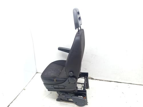 Left front seat CITROËN JUMPER II Bus 2.2 HDi 130 | BP33826057C15 - Image 3