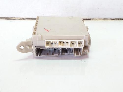 Used Fuse box Fuse box 8810015 8810015