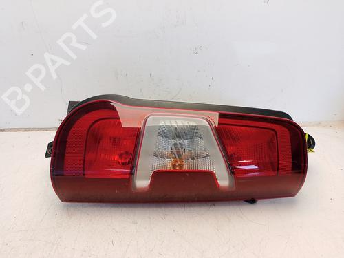 right-taillight-toyota-proace-verso-bus-mpy_-2016-36393258 main image