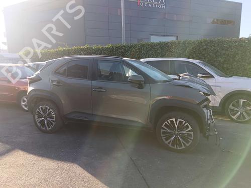 Middle console TOYOTA YARIS CROSS (MXP_) 1.5 Hybrid All-wheel Drive (MXPJ15) | BP39031446I22 - Image 3