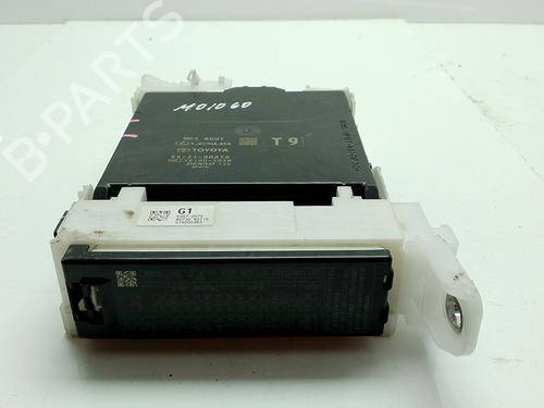 Used Fuse box Fuse box 33557339 33557339