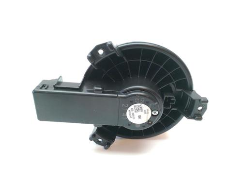 Used Heater blower motor TOYOTA YARIS (_P13_) 1.5 Hybrid (NHP130_, NHP130) (101 hp) 14225662
