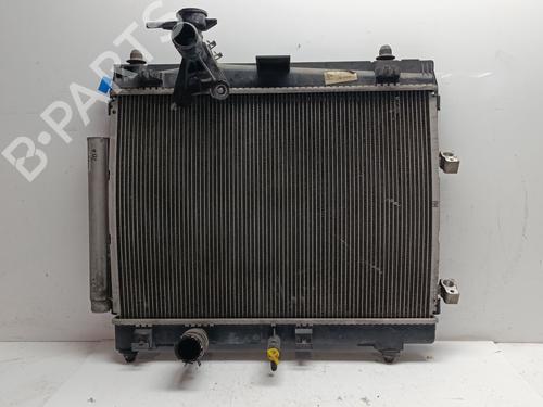 Used Water radiator Water radiator TOYOTA YARIS (_P9_) 1.3 VVT-i (SCP90_, SCP90R) (87 hp) 33675460 33675460