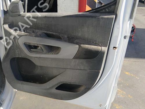 Høyre frontpanel Høyre frontpanel 39510124 39510124