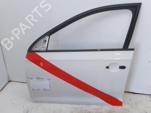 Used Left front door SKODA RAPID (NH3, NK3, NK6) 1.6 TDI (105 hp) 30543229