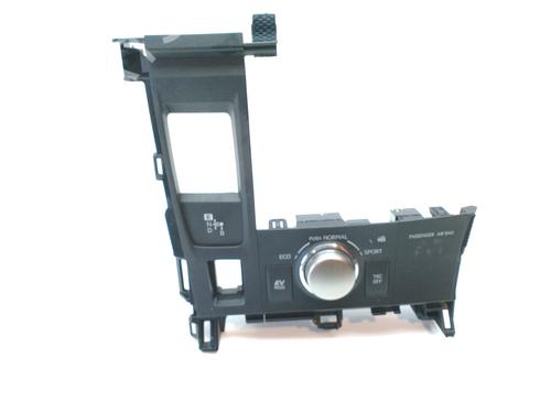 Used Switch LEXUS CT (ZWA10_) 200h (ZWA10_) (99 hp) 16768232