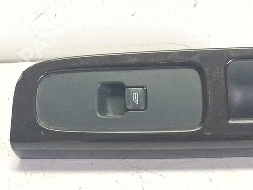 Right front window switch VOLVO S40 II (544) 2.0 D | BP37793145I26 - Image 2