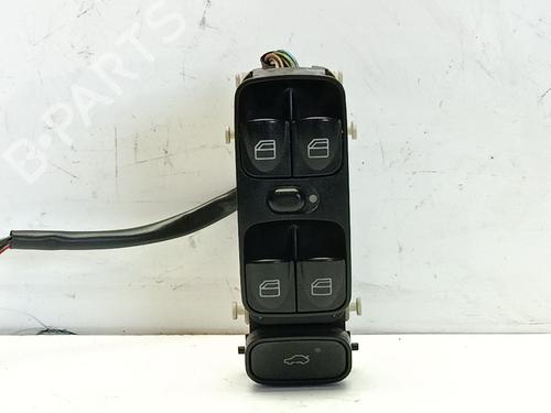 Used Left front window switch Left front window switch MERCEDES-BENZ C-CLASS (W203) C 220 CDI (203.006, 203.008) (143 hp) 33933225 33933225