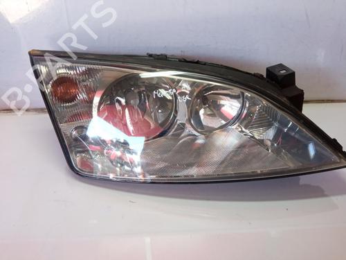 Right headlight FORD MONDEO III (B5Y) 1.8 16V (125 hp) 9647071