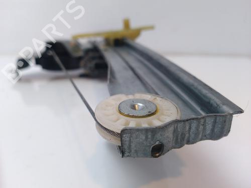 Front left window mechanism RENAULT CLIO IV (BH_) 0.9 TCe 90 (BHNF, BHMA, BHMH, BHJK, BHJR) | BP20697972C22 