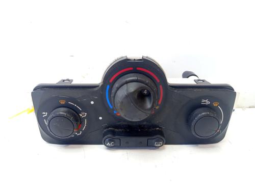 Used Climate control Climate control 33705698 33705698
