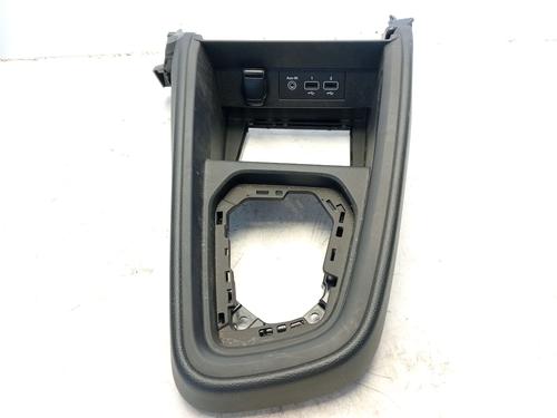 Mittelkonsole für RENAULT CLIO V (B7_) 1.0 TCe 100 (B7MT) (101 hp) 31211367