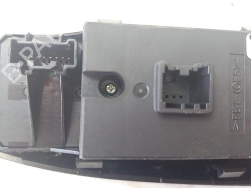 Left front window switch MAZDA 6 Station Wagon (GY) 2.0 DI (GY19) | BP31158117I27 