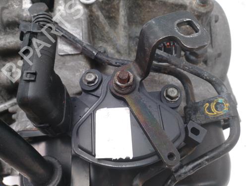 Gearbox KIA CARNIVAL II (GQ) 2.9 CRDi | BP26324797M3 