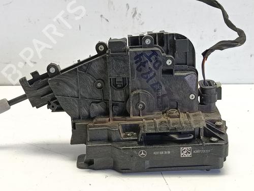front-left-lock-mercedes-benz-glc-x253-2015-2016-2017-2018-2019-2020-2021-2022-33120945 main image