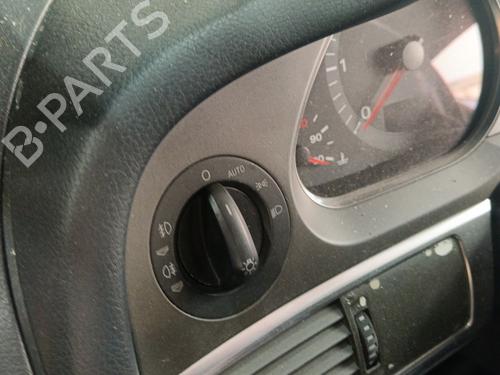 Used Headlight switch Headlight switch 37696117 37696117