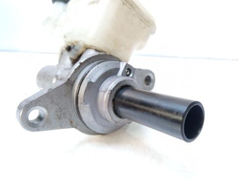 Brake master cylinder TOYOTA IQ (_J1_) 1.0 (KGJ10_, KGJ10R) | BP17139026M77 
