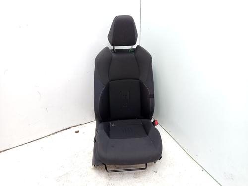 Used Right front seat Right front seat 33012475 33012475