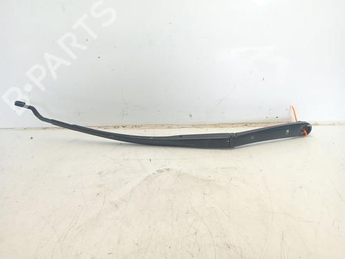 Used Front windshield wiper arm KIA CEED (CD) 1.4 T-GDI (140 hp) 31190258