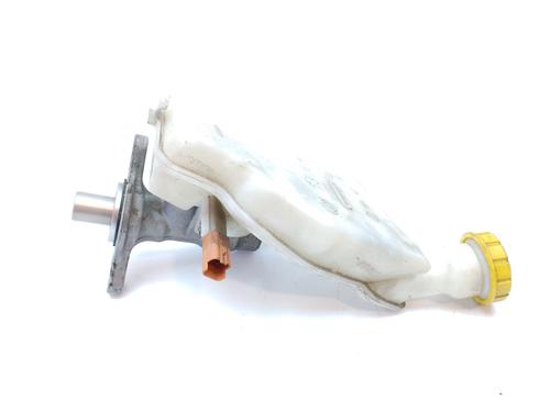master-brake-peugeot-208-i-ca_-cc_-14-hdi-4601r7-2012-2013-2014-2015-2016-2017-2018-2019-2020-13743236 main image