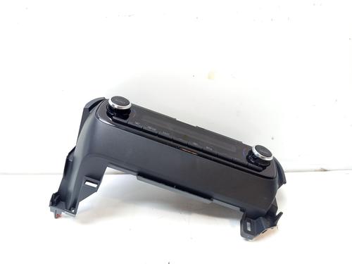 Used Climate control Climate control 33675422 33675422