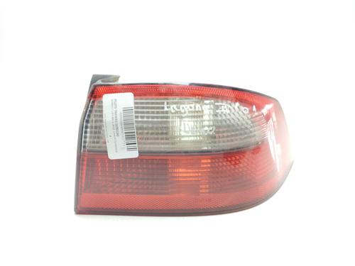 Used Right taillight RENAULT LAGUNA II (BG0/1_) [2001-2007]  7954643