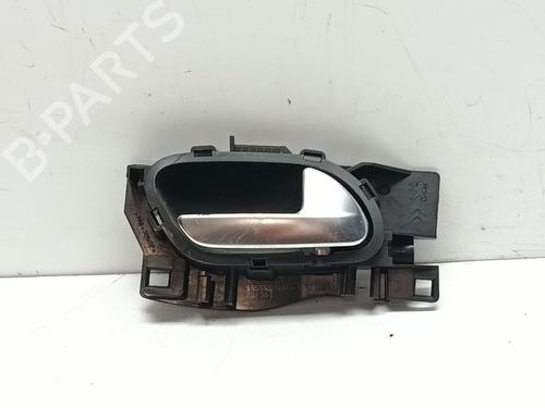 Used Rear right interior door handle Rear right interior door handle 34053720 34053720