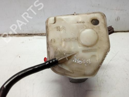 Brake master cylinder PEUGEOT 308 SW I (4E_, 4H_) 1.6 HDi | BP9745635M77 