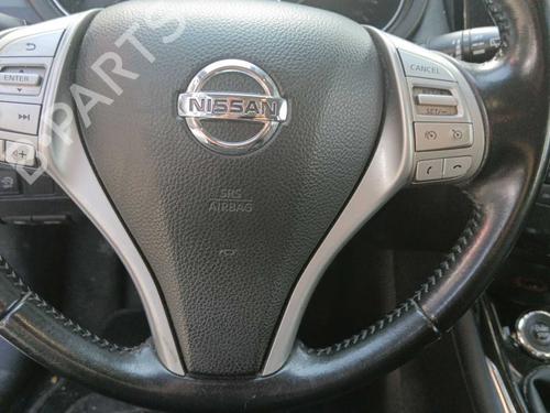 driver-airbag-nissan-pulsar-hatchback-c13-2014-39890696 main image