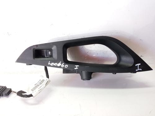 Used Left rear window switch Left rear window switch 11360777 11360777