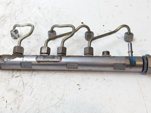 Used Injection rail BMW X1 (E84) xDrive 28 i (245 hp) 31215830