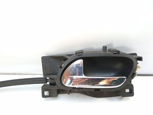 Front left interior door handle PEUGEOT 407 (6D_) 2.0 HDi 135 (6DRHRH, 6DRHRE, 6DRHRG, 6DRHRJ) | BP17066044I13 