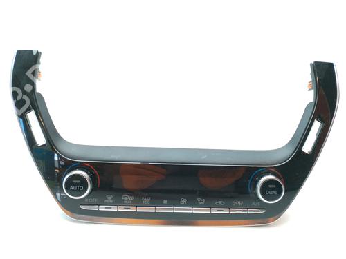 Used Climate control TOYOTA COROLLA Estate (_E21_) [2019-2025]  16967719