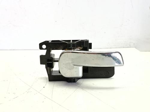 Used Rear right interior door handle Rear right interior door handle 34250758 34250758