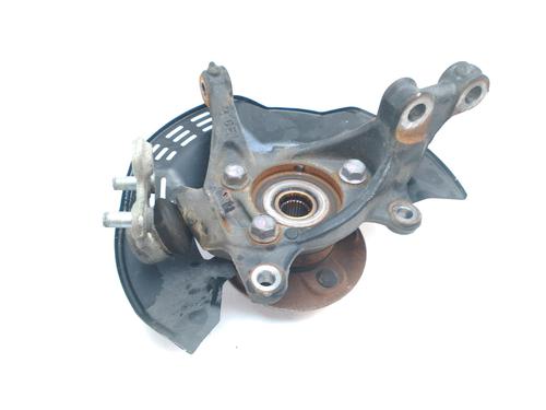 Used Left front steering knuckle TOYOTA YARIS (_P13_) [2010-2020]  18745015